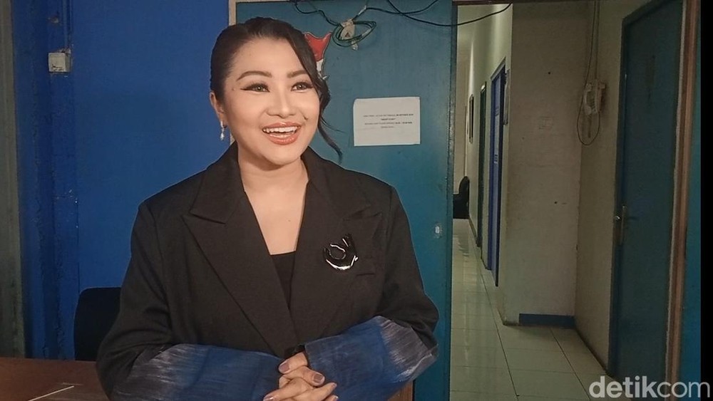 Fitri Carlina Ungkap Kisah Perubahan Suami