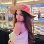 Rahasia Dibalik Rambut Badai Mahalini