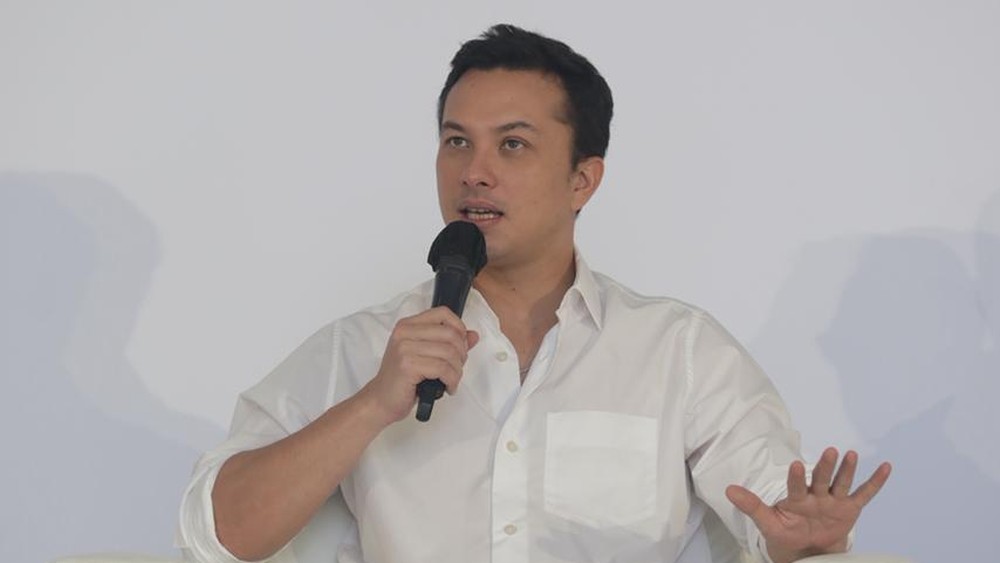 Nicholas Saputra Suarakan Alarm Alam