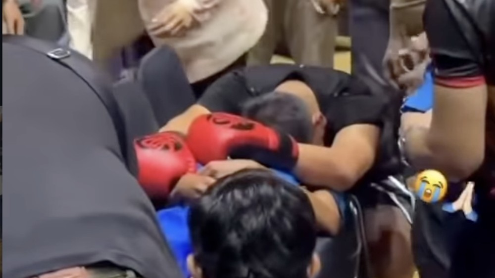 Drama Ring Tinju Selebriti Dede Sunandar Tumbang